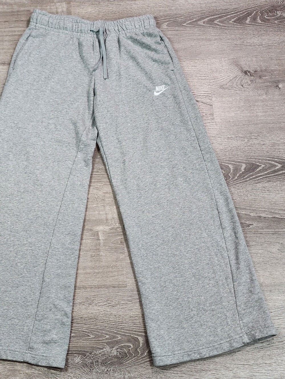 NIKE Women's Wide Leg Draw String Sweatpants Sweats Medium